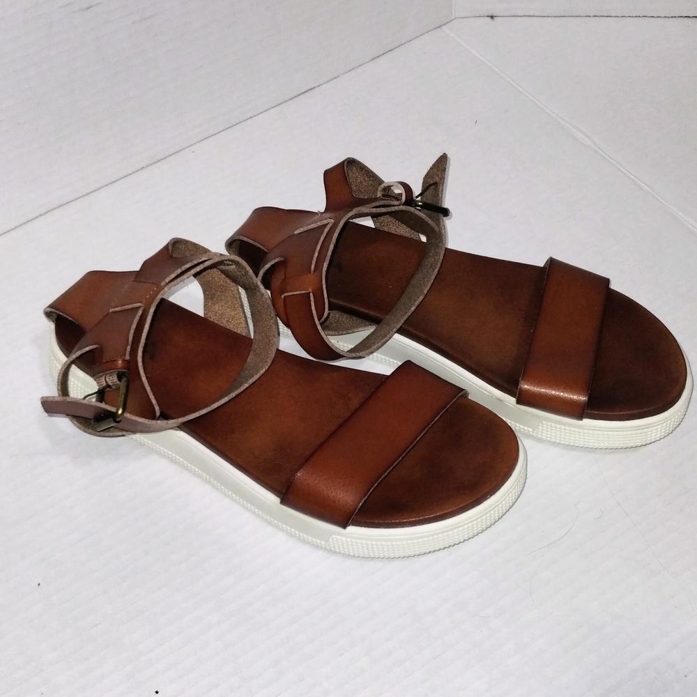 MIA Tan Leather Sandals